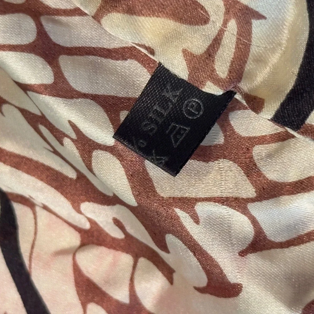 100% Silk Calligraphy Print Scarf Tan Brown Black Red Tassel Fringe Rectangular